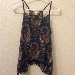 Flowy Tank